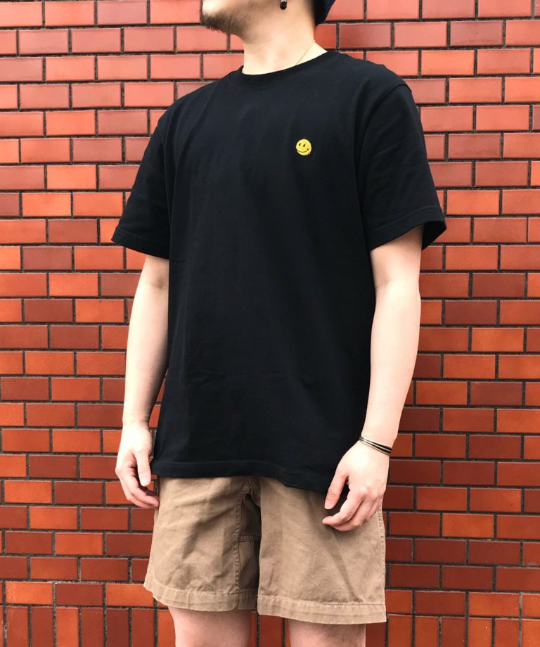 SUNNY VENDORS 刺繍Tシャツ　サニースマイル　メンズコーデ