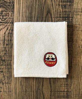 サニーベンダーズ　刺繍タオル　日本のお土産　ダルマ
